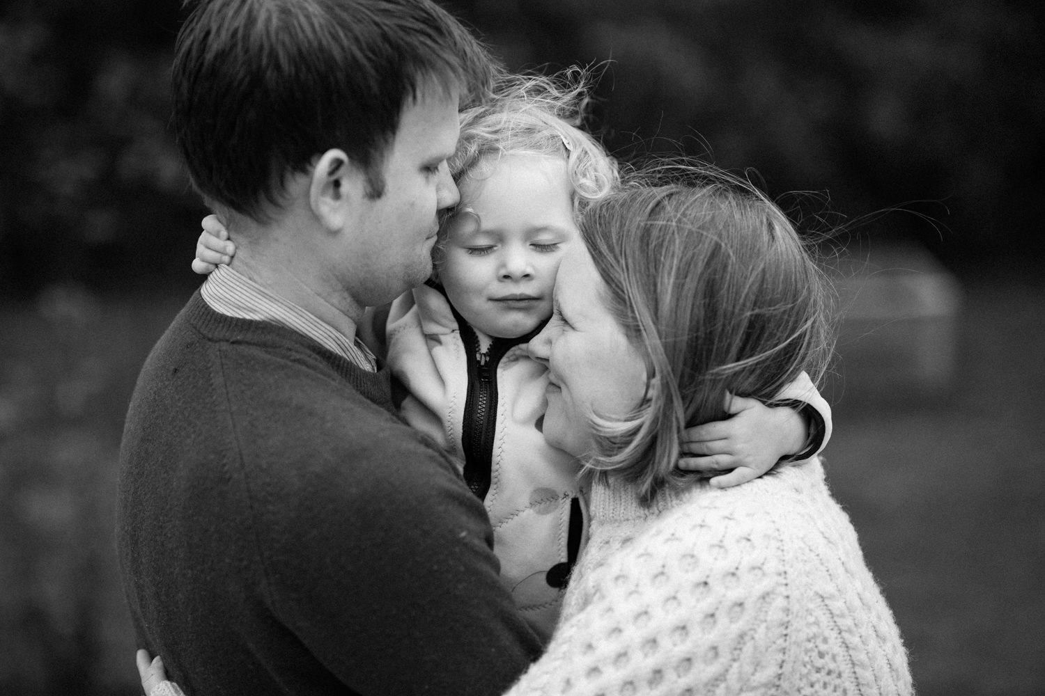 Höstlig familjefotografering i Malmö, Skåne. Familjefotograf är Tove Lundquist.