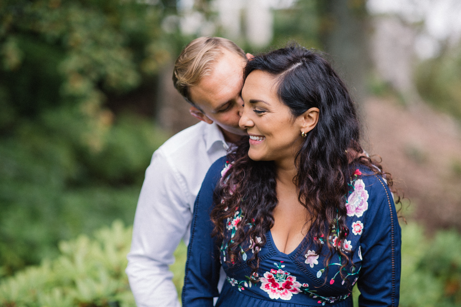 Baby Shower och gravidfotografering av The Ljungbäcks på Norrvikens trädgårdar i Skåne. Fotograf är Tove Lundquist.